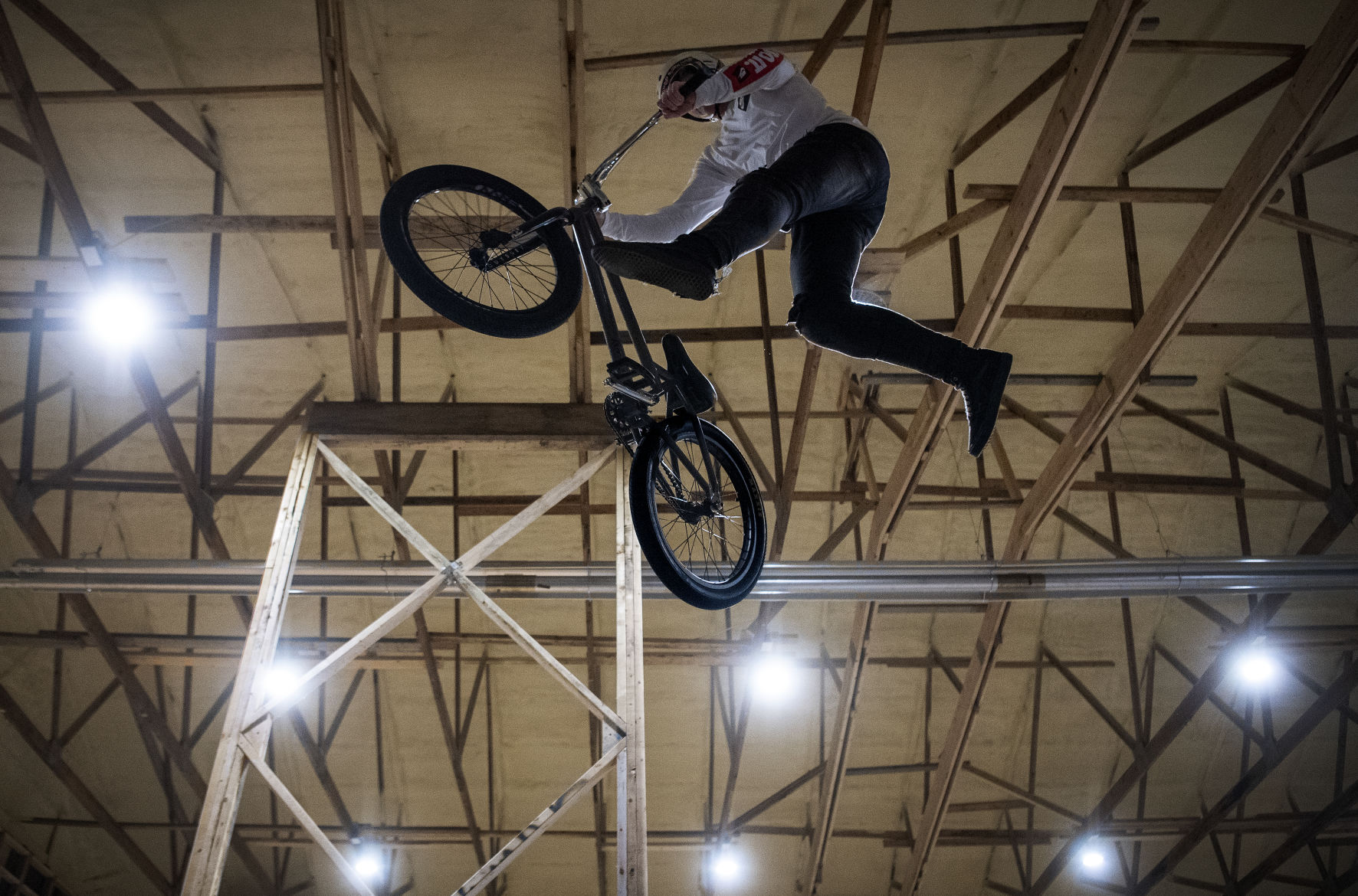 Nowear BMX Compound